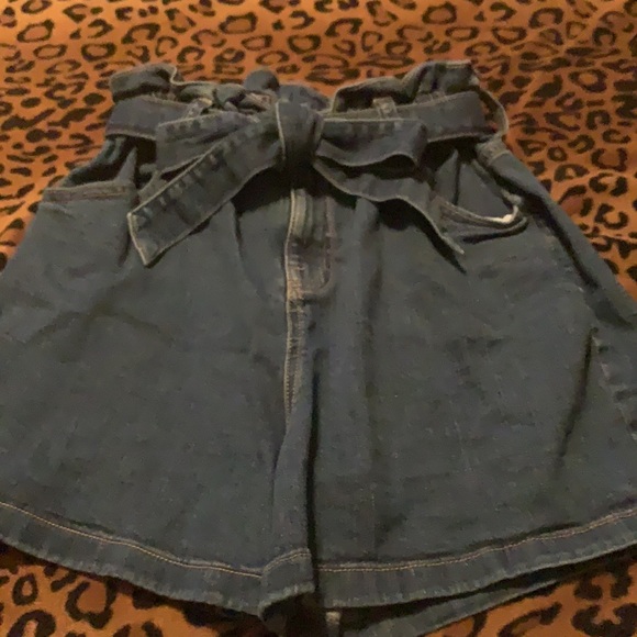 Jean shorts 3/$10❤️ - Picture 2 of 2